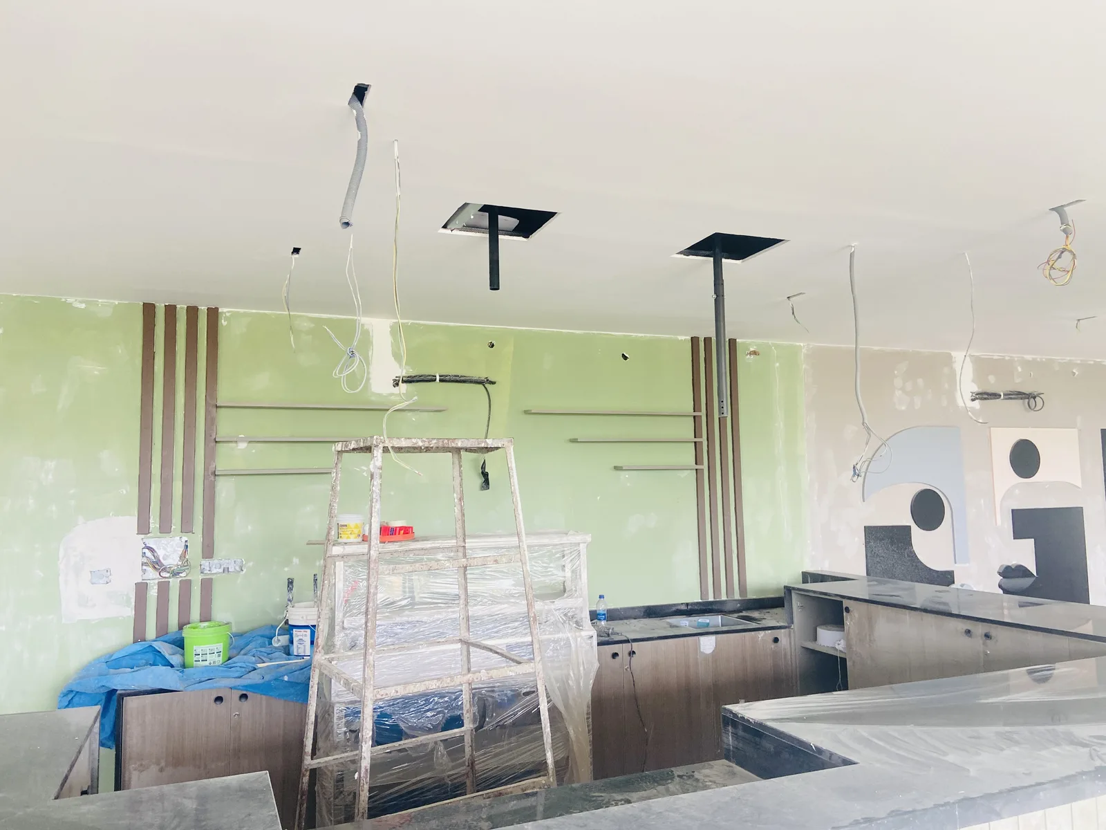 La Pino'z Pizza Mokila, Hyderabad interior fit-out by AlcorOne Solutions — view 5