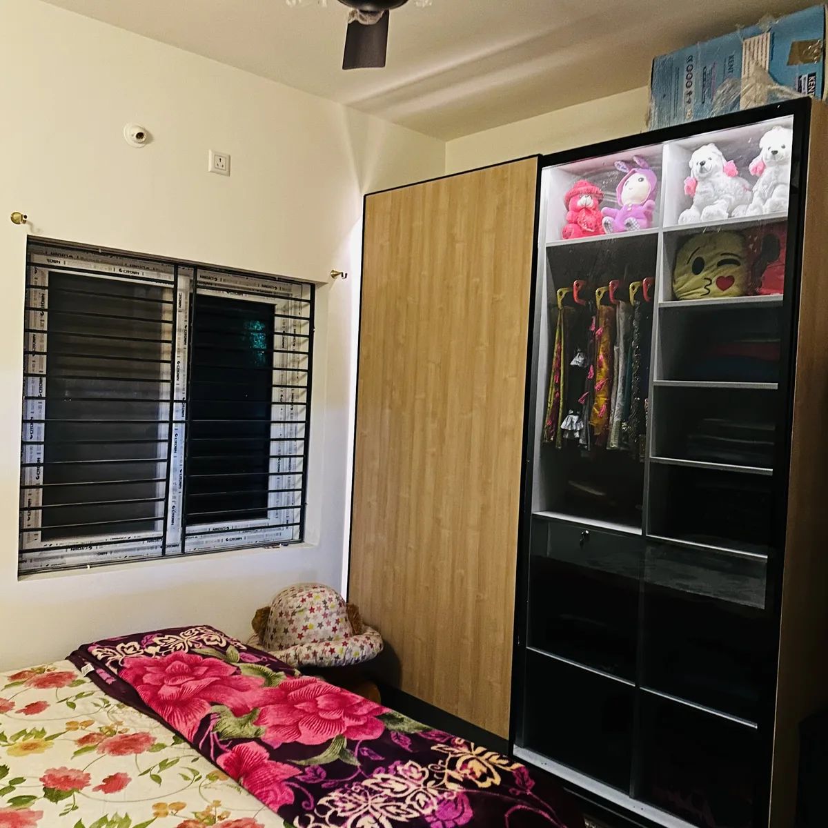 Villa interior in Bengaluru by AlcorOne Solutions — Bedroom &amp; wardrobe