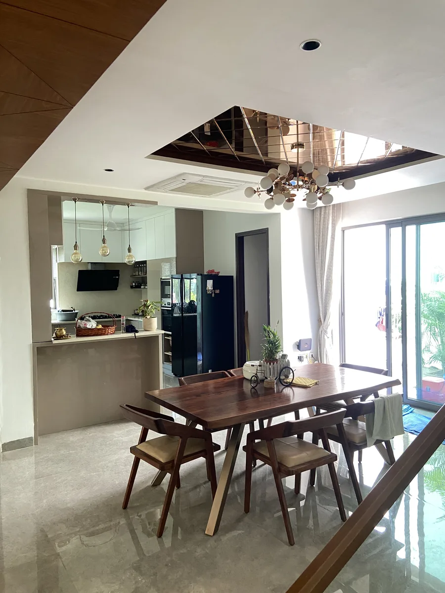 Villa interior in Hyderabad by AlcorOne Solutions — Dining area