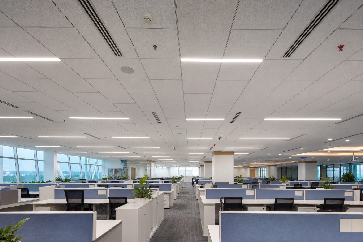 Grid Ceiling with Cross Linear Light Runs